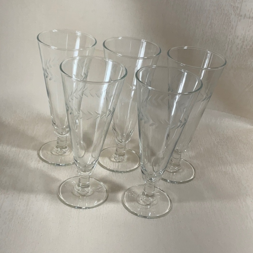 Laurel Leaf Etched Pilsner Glasses-Set of 5